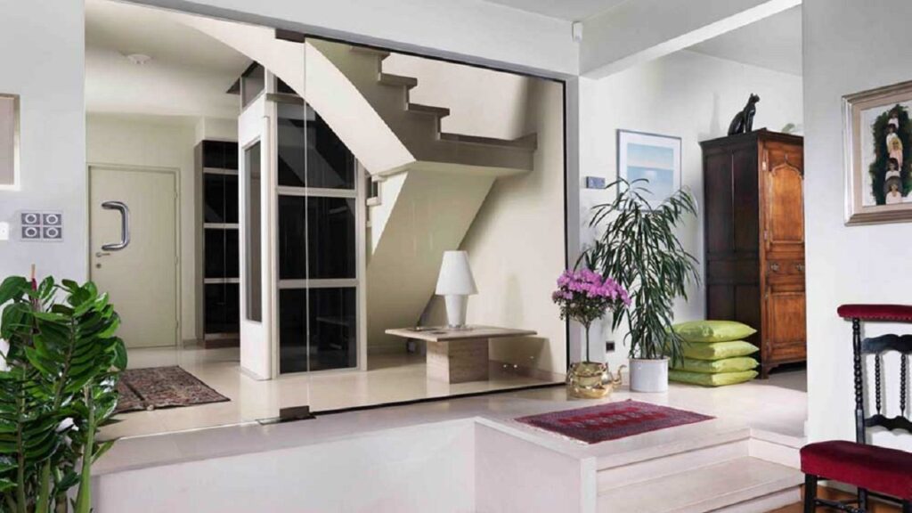 Compact Home Lifts: Elevating Accessibility in Modern Living