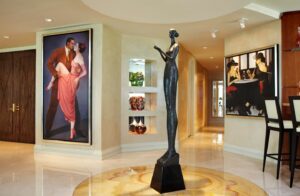 Tall Statues for Home Decor Australia١