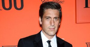 'Pathetic' David Muir Called Out for Sprucing Up His Outfit While Reporting on Horrific Pacific Palisades Wildfires: Watch