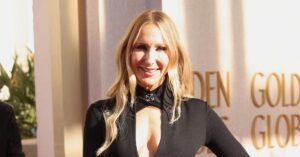 Who Is Nikki Glaser? What to Know About the Comedian Before She Hosts the 2025 Golden Globes