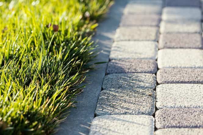 Sealing Your Pavers in Sarasota: The Key to Long-Lasting Curb Appeal & Protection