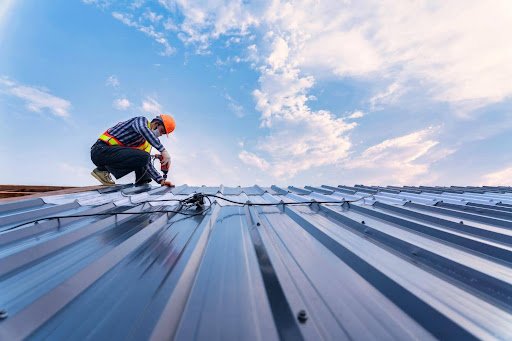 10 Reasons You Need to Hire Licensed Metal Roofers in Poway, CA