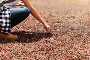 How to keep pea gravel in place 4