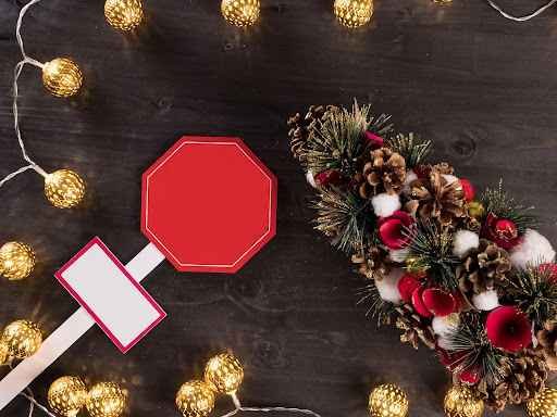 Transforming HOA Neighborhoods with Coordinated Holiday Displays