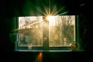 How Seasonal Sunlight Affects Your Home’s Temperature and Energy Bills