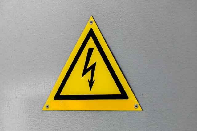 Noticing Early Electrical Warning Signs in Your Home