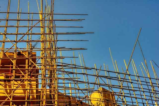 The Cost of Inaccurate Timesheets in Construction Projects