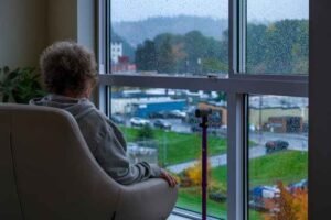 Nursing Home Abuse Lawsuit Guide: Signs, Steps & Compensation