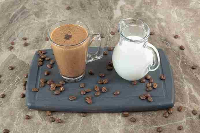 Homemade Coffee Creamer: 10 Easy Recipes for Better Coffee at Home